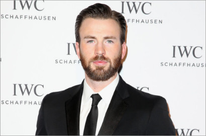 Chris Evans Tegaskan 'Captain America: Civil War' Bukan Filmnya 'Avengers'