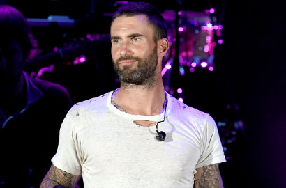 Sempat Banjir Pujian, Adam Levine Pamer Hasil Jadi Tato Putri Duyungnya