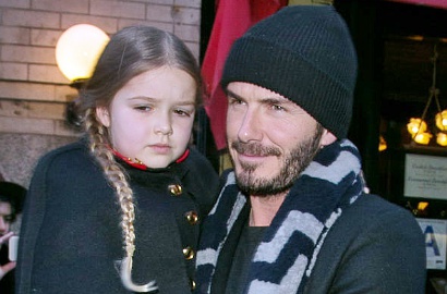 Bangga, David Beckham Unggah Foto Harper Pakai Jersey Namanya Buat Tidur
