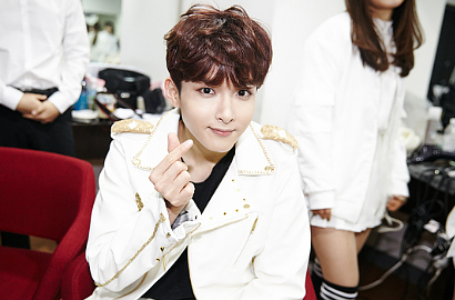 Nyanyi 'Bunga Terakhir' di Konsernya, Ryeowook SuJu Bikin Bangga ELF Indonesia