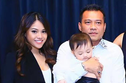 Bikin Nangis, Aurel Tulis 'Surat Spesial Ultah' untuk Anang Hermansyah