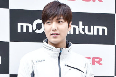 Chubby dan Fresh Hadiri Acara Promosi, Lee Min Ho Imut Pakai Kembang