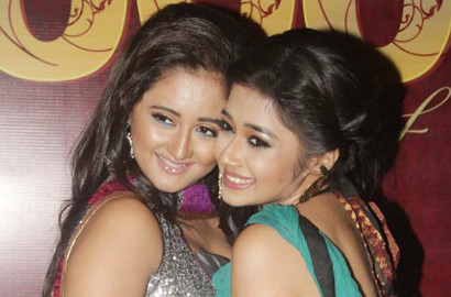 Jadi Musuh di 'Uttaran', Tina Dutta Akui Berteman Baik dengan Rashami Desai
