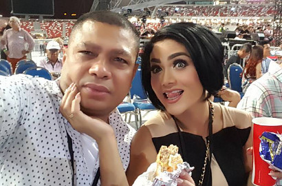 Rayakan Ultah Pernikahan ke-5, Intip Surat Romantis Krisdayanti untuk Suami