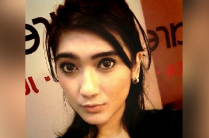 Revi Mariska Diisukan Gila Karena Temmy, Rumah Produksi Angkat Bicara