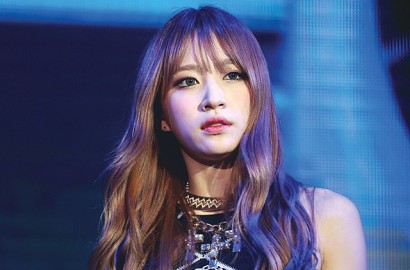 Hani EXID Selfie Kedip Imut, Netter: Masa Kejayaannya Sudah Habis
