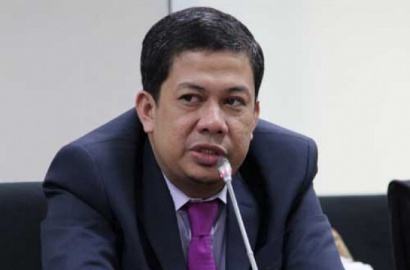 Kabar Dipecat PKS, Wakil Ketua DPR Fahri Hamzah Curhat Baper di Twitter