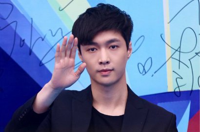 Heboh Video Lay EXO Pingsan Usai Tampil di Tiongkok, Beneran?