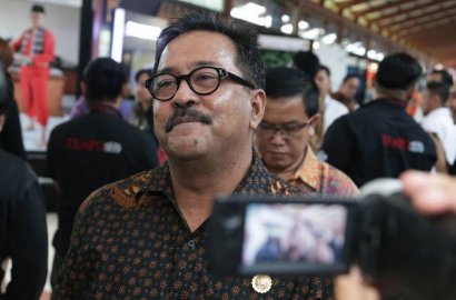 Rano Karno Dirawat di Rumah Sakit, Keluarga Minta Doa