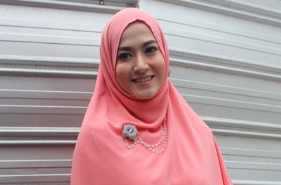 Pamer Foto Tanpa Fadlan, Lyra Virna Masih Ngambek?