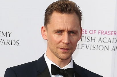 Tom Hiddleston Bakal Jadi James Bond Gantikan Daniel Craig?