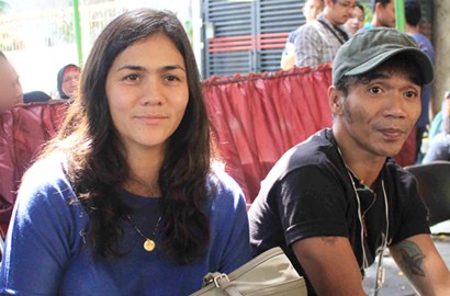 Misterius, Kaka Slank dan Istri ke Pengadilan