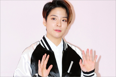 Rilis Teaser Lagi, Amber Siap Hadirkan Single Ketiga dari 'Crossing'