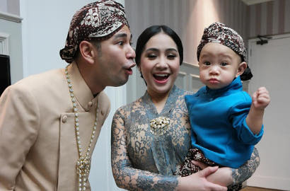 Ikuti Upacara Adat Turun Tanah, Rafathar Putra Raffi-Nagita Jalani 7 Ritual