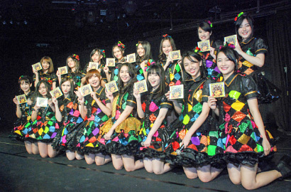 Intip Serunya JKT48 Syuting MV 'Mae Shika Mukane' Bareng Kandidat Trainee