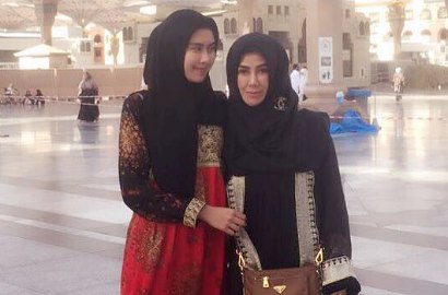 Amy Qanita Santai Syahnaz Dicap Playgirl