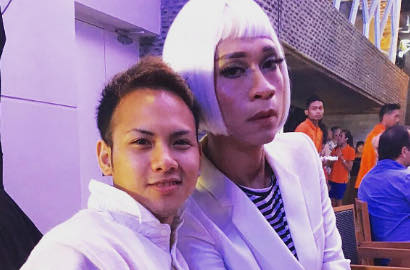 Usai Nikah, Evelyn Pamer Foto Aming Cuma Pakai Handuk