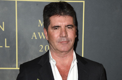 Gara-Gara Ini, Simon Cowell Tegaskan 1D Akan Vakum Lebih Lama