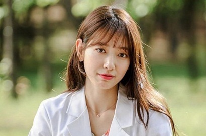 Wow, Adegan Perkelahian Park Shin Hye Pakai 200 Figuran di 'Doctors'