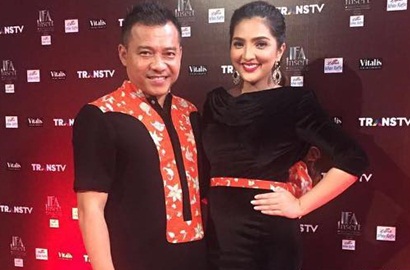 Jatuh Cinta, Anang Hermansyah Bawa Ashanty ke Morotai Habis Lebaran