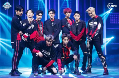 EXO No. 1 di Billboard's World Digital Song untuk Pertama Kali Lewat 'Monster'