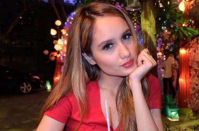 Kasihan, Cinta Laura Curhat Ponselnya Baru Saja Dicuri