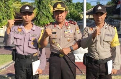 Cegat Mobil Dinas Kapolda di Jalan, Dua Polisi NTB Malah Dapat Penghargaan