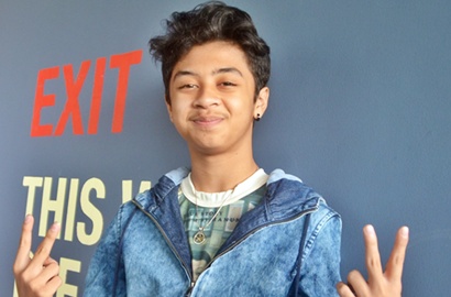 Demam Game Pokemon Go, Bastian Bintang Ikut Tersihir