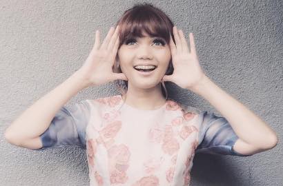 Rambut Dikepang, Rina Nose Cantik Imut Bagai Boneka