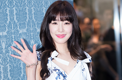 Kecantikan Tiffany di Foto Ini Disebut Mirip Boneka Barbie, Setuju?
