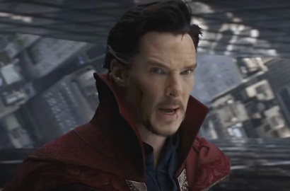 Dramatisnya Kota Melebur Ala 'Inception' di Trailer 'Doctor Strange' Benedict