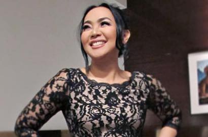 Tak Pernah Kritik Soal Hijab, Dewi Gita Sebut Pengikutnya di Instagram Soleh dan Solehah