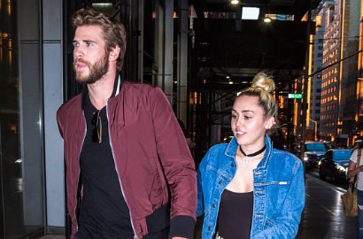 Pamer Cincin Berlian Beda, Miley Cyrus Nikah Diam-Diam dengan Liam Hemsworth?
