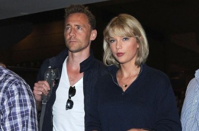 Senyum Sumringah, Tom Hiddleston Gandeng Mesra Taylor Swift di Depan Publik