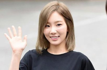 Dandan Imut di Bandara, Tae Yeon SNSD Pakai Makeup Terlalu Tebal?