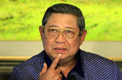Takziah ke Rumah Mike Mohede, SBY Bikin Warga Heboh