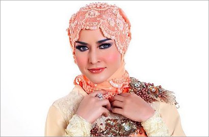 Pamer Jam Tangan Super Mahal, Cynthiara Alona Disindir Netter