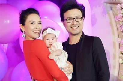 Lebih Mirip Wang Feng, Netter Sebut Putri Kecil Zhang Ziyi Jelek