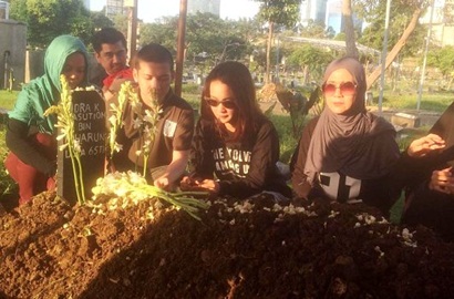 Ayah Meninggal, Dhea Imut Sempat Rasakan Firasat Ini Saat di Korea
