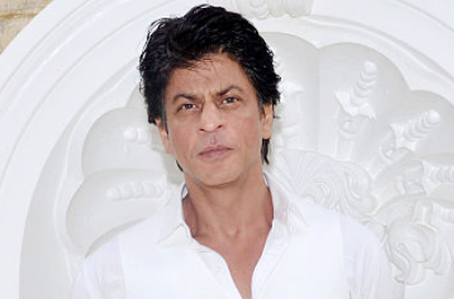 Tua-Tua Keladi, Shahrukh Khan Makin Menggoda Pamer Tato Baru