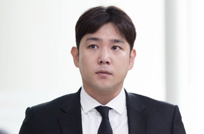 Tampil Rapi, Kangin SuJu Terlihat Lebih Kurus Hadiri Sidang Perdana