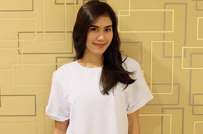 Tak Terpengaruh Gosip Raffi, Syahnaz Sadiqah Cuek Promo Produk Ayu Ting Ting