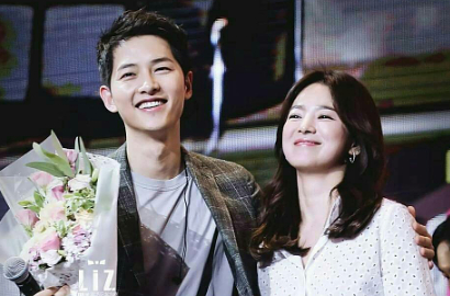 Romantis, Song Hye Kyo Beri Hadiah ke Song Joong Ki