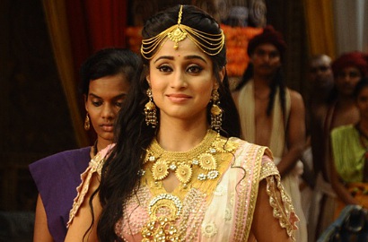 Cieee, Soumya Seth Nyaman Beradegan Mesra Bareng Mohit Raina di 'Ashoka'
