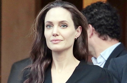 Lengket Brad Pitt, Aktris Peraih Oscar Ini Bikin Angelina Jolie Was-Was