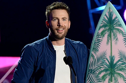 Sedih, Chris Evans Bakal Pensiun Jadi Capten America di MCU?
