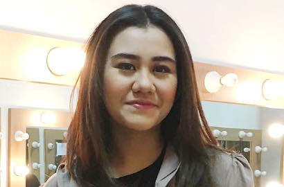 Reza Artamevia Dinyatakan Positif Narkoba, Akun Instagram Anak 'Diserbu' Netter