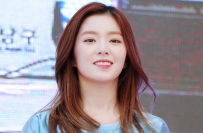 Serba Pink, Irene Girly Banget di Teaser Foto 'Russian Roulette' Red Velvet