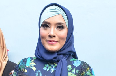 Elma Theana Akui Tabungannya Ludes di Padepokan Gatot Brajamusti