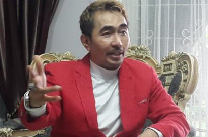 Ayah Masih Ditahan, Anak Gatot Brajamusti Mogok Sekolah